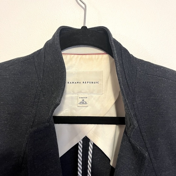 Banana Republic Navy Blue Blazer - Picture 3 of 3